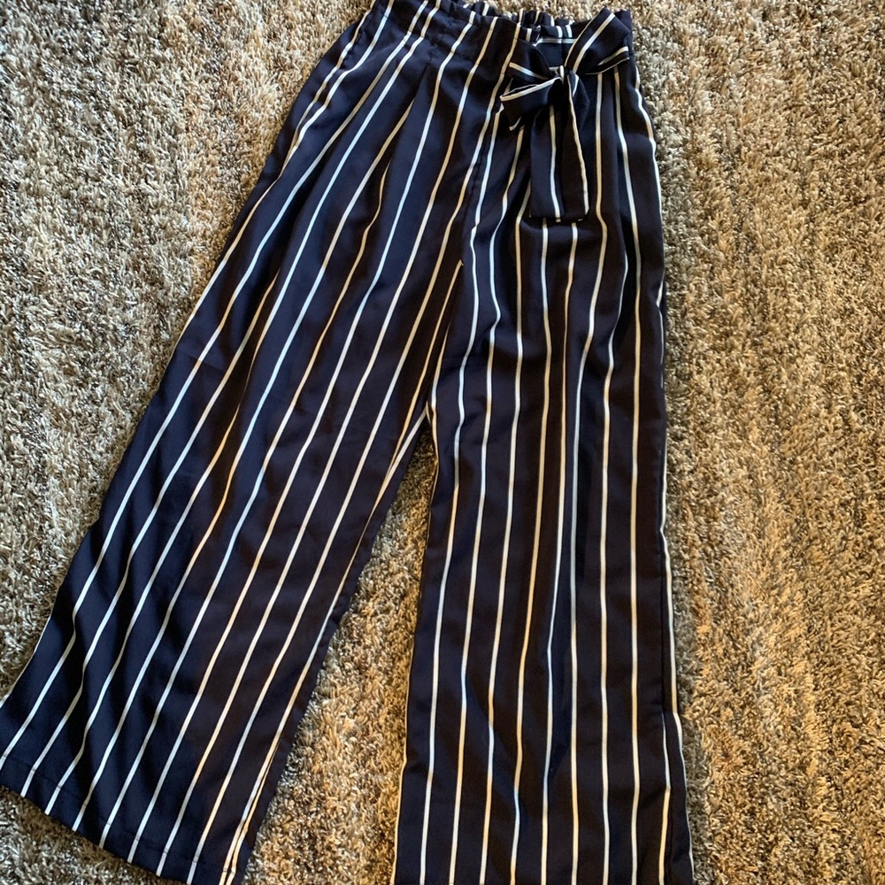 Wide leg striped pants